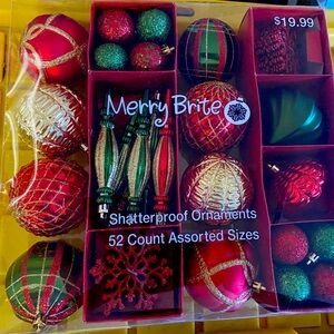 52 count shatterproof ornaments